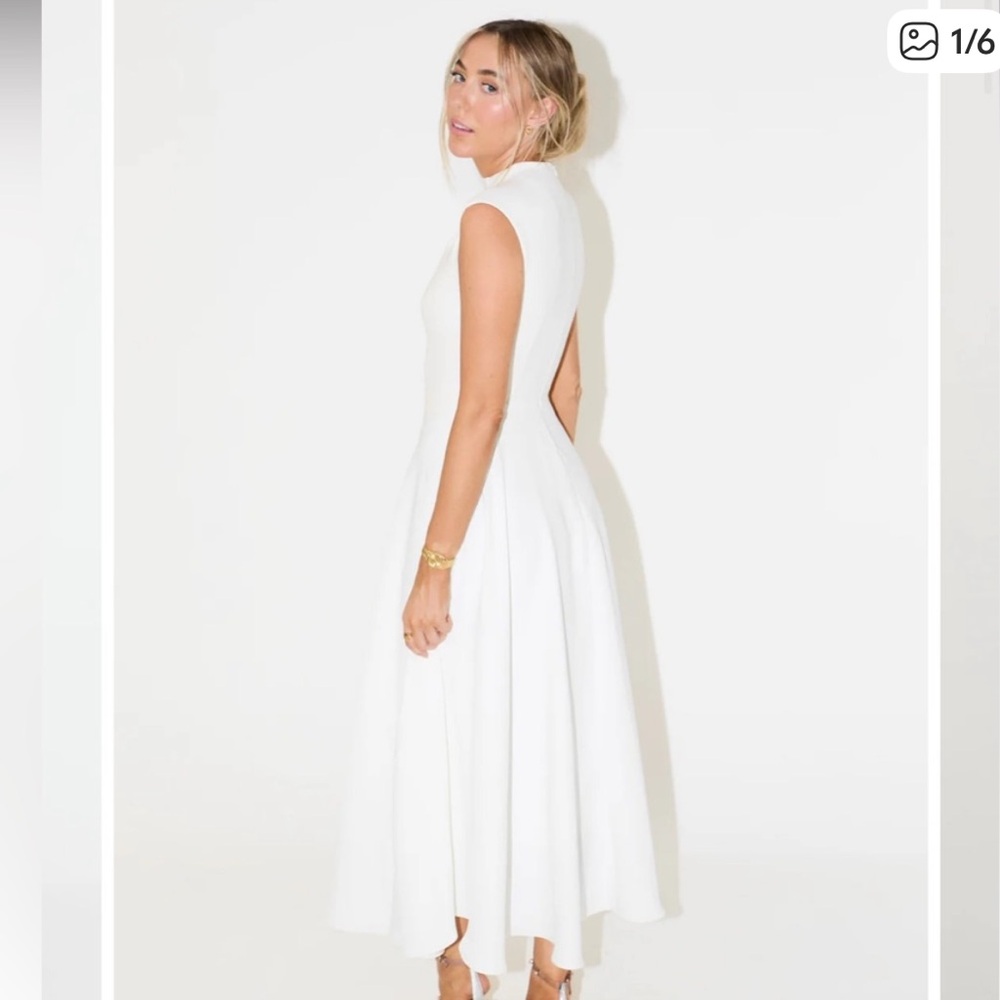 Odd Muse Ultimate Muse Sleeveless High Waist Midi Dress medium M NWT